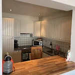 Happy In - Lovely With Seaview At The Appartement