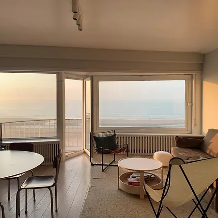 Happy In - Lovely With Seaview At The *